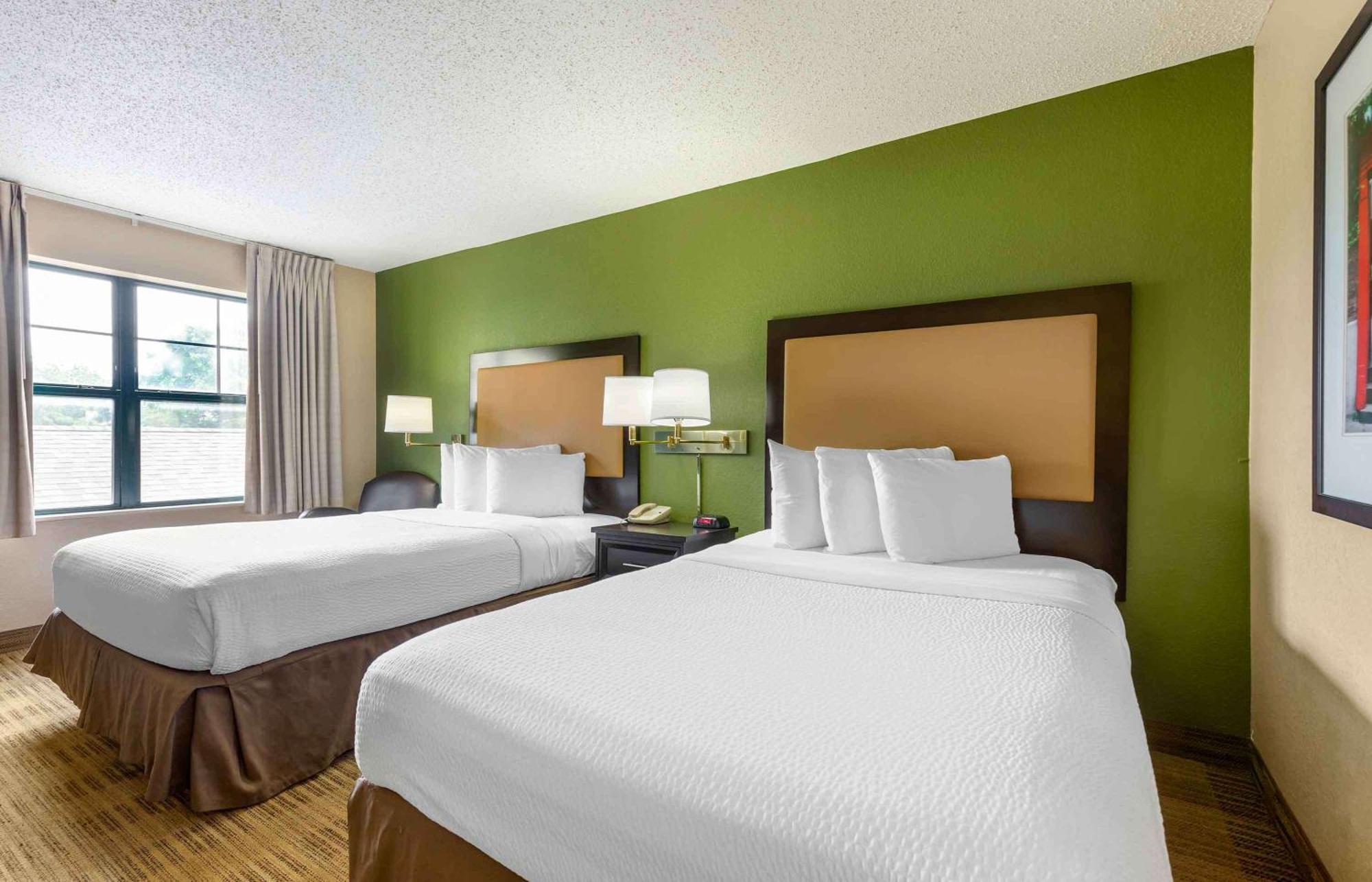 Extended America - Baltimore - 2*